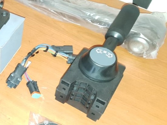 CATERPILLAR (INVERSOR LEVER) – Talleres Capelan