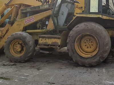 Alternative view of CATERPILLAR 426B (RIMS)