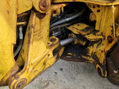 CATERPILLAR 426B (KINGPOST CARRIAGE)