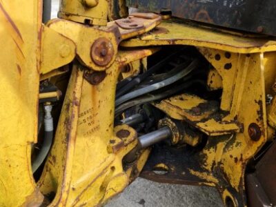 Alternative view of CATERPILLAR 426B (KINGPOST CARRIAGE)