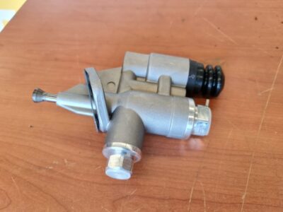 FIAT HITACHI FD175 (HAND FEED PUMP)
