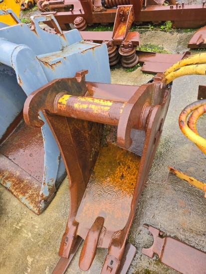 GODET: LARGEUR 60 CM (MACHINES 15-25 TN) GODET: LARGEUR 60 CM (MACHINES 15-25 TN) – Image 5
