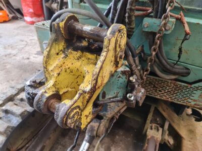 YANMAR B25V (PARTS / DEMOLITION)