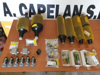 LIEBHERR CRANES (SPARE PARTS) - Image 4