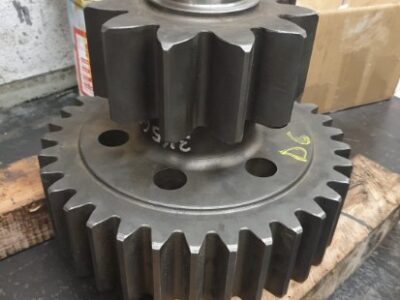 CATERPILLAR 955L SERIE Y, D6C, D6D (DOUBLE PIGNON POUR REDUCTEUR DE TRANSLATION)
