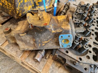 CATERPILLAR 4E-2468 (HYDRAULIC PUMP)
