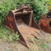 BUCKET- WIDTH 132 CM (MACHINES 15-25 TN)