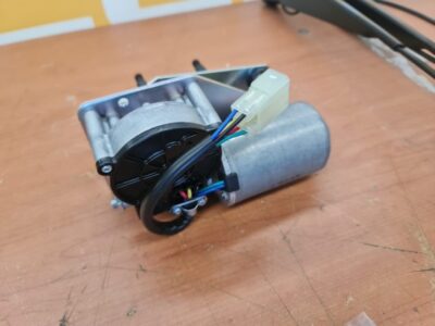 Alternative view of DOOSAN (WIPER, WIPER MOTOR, WIPER BLADE)