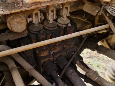 CATERPILLAR 426B, 428, 428B, 432D, 438, 438 Serie II (CONTROL VALVE)