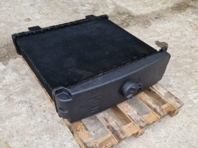 CATERPILLAR D6C (WATER RADIATOR)
