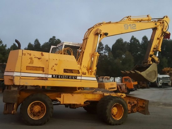 LIEBHERR A912 / A912 LITRONIC (PIEZAS / DESGUACE) LIEBHERR A912 / A912 LITRONIC (PIEZAS / DESGUACE) - Imagen 27