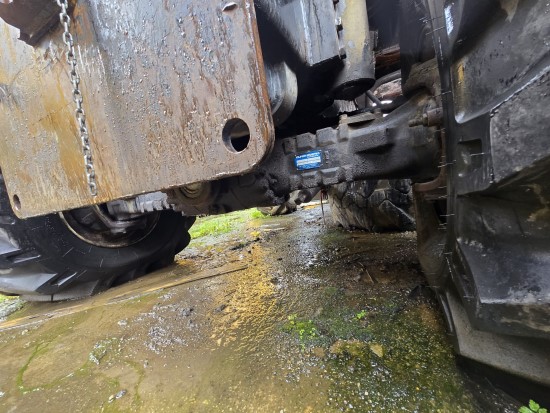 FIAT HITACHI FH130 ET FH130W-3 (ESSIEUX COMPLETS ET PIÈCES DE RECHANGE) FIAT HITACHI FH130 ET FH130W-3 (ESSIEUX COMPLETS ET PIÈCES DE RECHANGE)