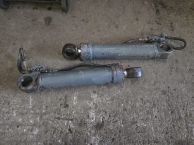 LIEBHERR 914 (HYDRAULIC CYLINDERS) LIEBHERR 914 (HYDRAULIC CYLINDERS)