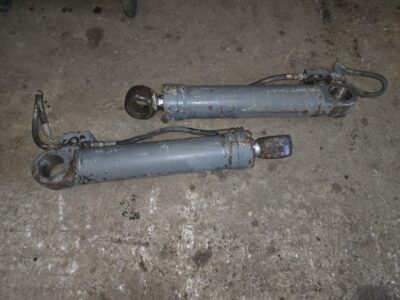 LIEBHERR 914 (HYDRAULIC CYLINDERS) LIEBHERR 914 (HYDRAULIC CYLINDERS)