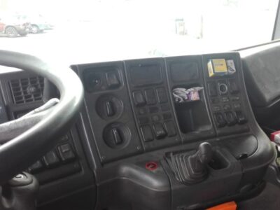 SCANIA 144 460 (CABINE) – Image 7