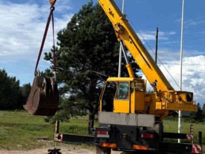 LIEBHERR (GODET: LARGEUR 150 CM POUR MACHINES 80-120 TN) LIEBHERR (GODET: LARGEUR 150 CM POUR MACHINES 80-120 TN)