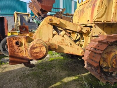 CATERPILLAR D7 (RIPPER)