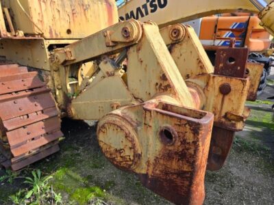 CATERPILLAR D7 (RIPPER) CATERPILLAR D7 (RIPPER)