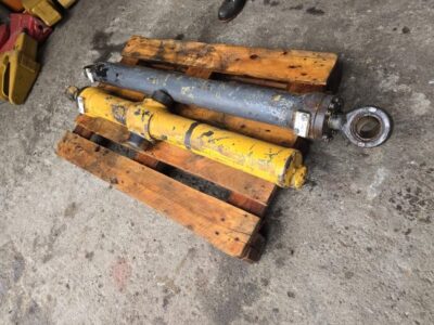VOLVO BML70 (HYDRAULIC CYLINDERS) VOLVO BML70 (HYDRAULIC CYLINDERS)