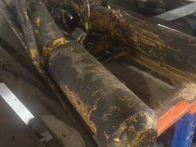 VOLVO BML70 (HYDRAULIC CYLINDERS) VOLVO BML70 (HYDRAULIC CYLINDERS)