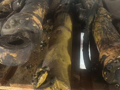 VOLVO BML70 (HYDRAULIC CYLINDERS) VOLVO BML70 (HYDRAULIC CYLINDERS)