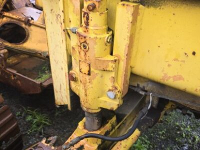 CASE 788 (FRONT AXLE OSCILLATION LOCK CYLINDER) CASE 788 (FRONT AXLE OSCILLATION LOCK CYLINDER)