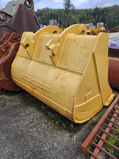 CATERPILLAR 330 (GODET: LARGEUR 170 CM) CATERPILLAR 330 (GODET: LARGEUR 170 CM) – Image 4