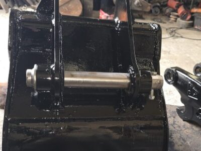 JCB (BUCKETS FOR HEAVY MACHINERY) JCB (BUCKETS FOR HEAVY MACHINERY)