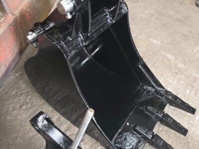 JCB (BUCKETS FOR HEAVY MACHINERY) JCB (BUCKETS FOR HEAVY MACHINERY)