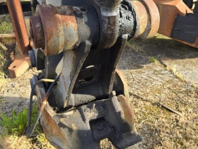 VOLVO EC340 (BIELLE / COUPLER / H-LINK)