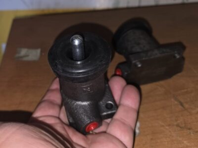 MASSEY FERGUSON 50HX (CILINDROS/ PISTONES DE FRENO DEL DESPLAZADOR) - Imagen 6