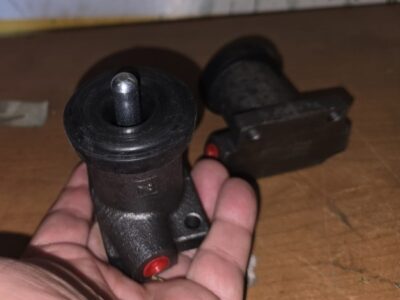 MASSEY FERGUSON 50HX (CILINDROS/ PISTONES DE FRENO DEL DESPLAZADOR) - Imagen 7